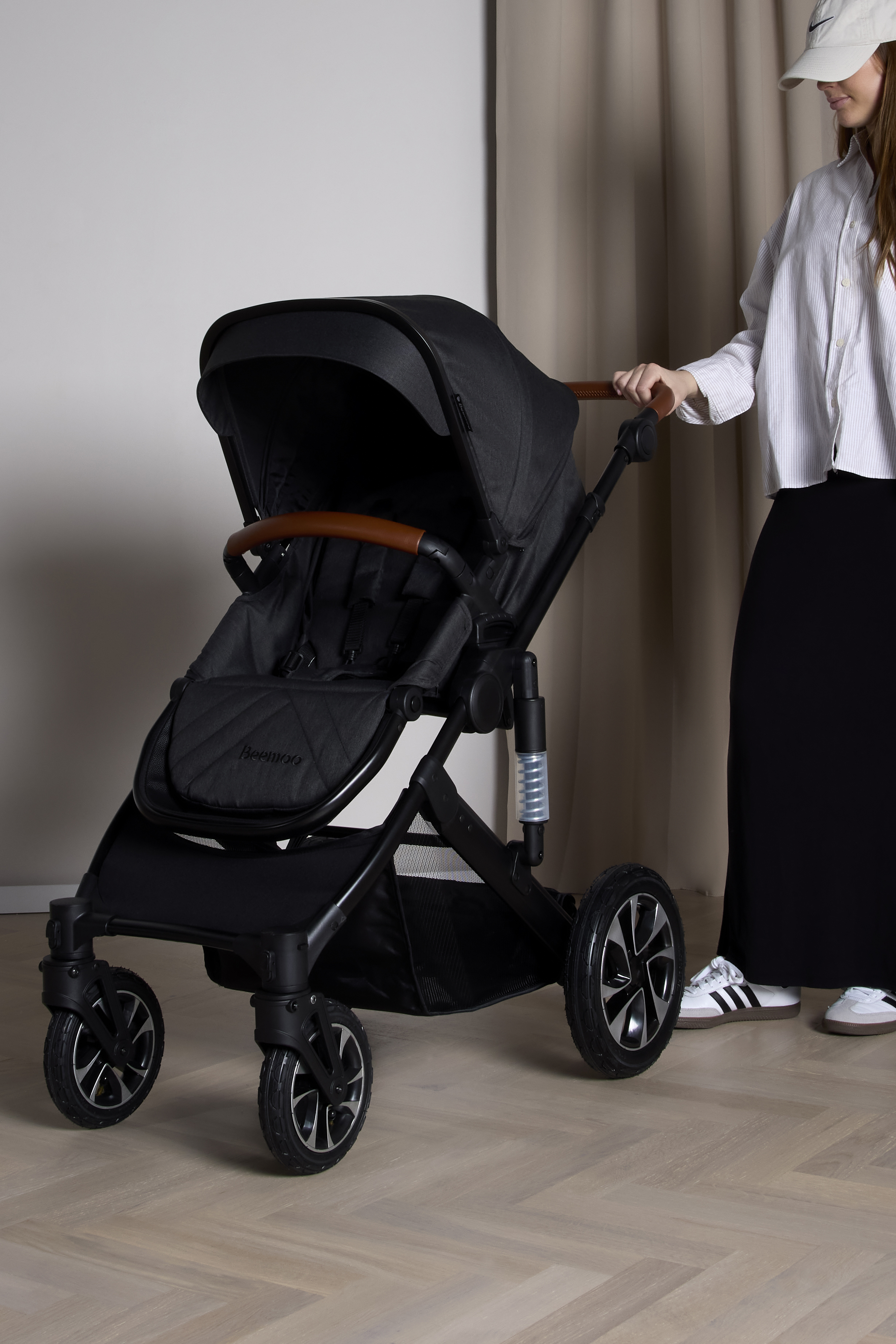 Beemoo Maxi 4 Buggy, Black/Black