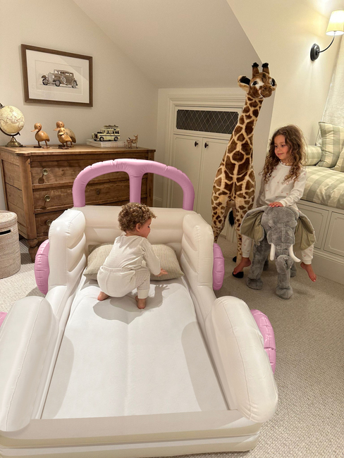 SUNNYLiFE Aufblasbares Kinderbett, Summer Van Candy