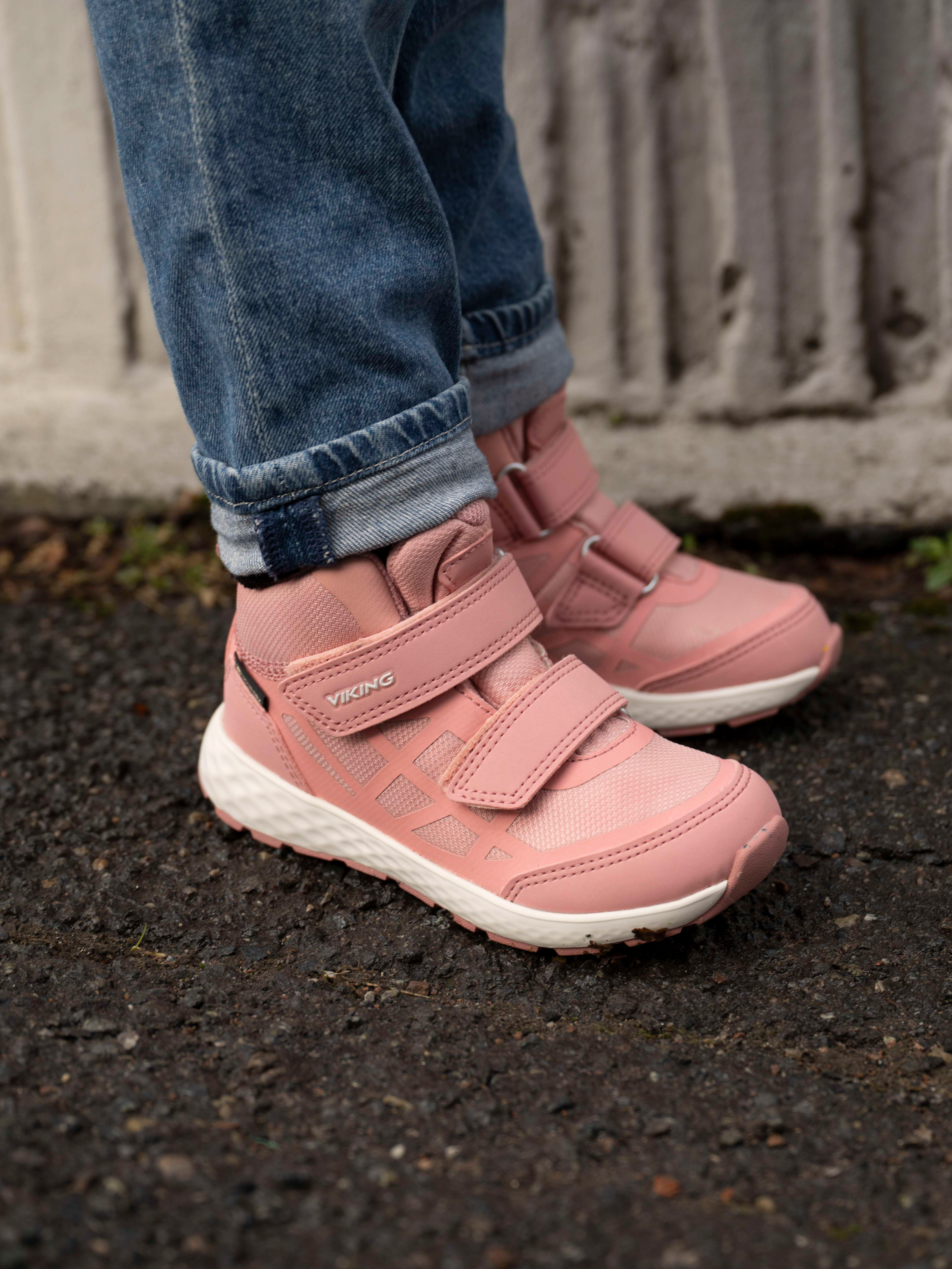 Viking Veme Reflex 2V Mid GTX Kinder Sneaker, Light Pink, 35, Kinderschuhe