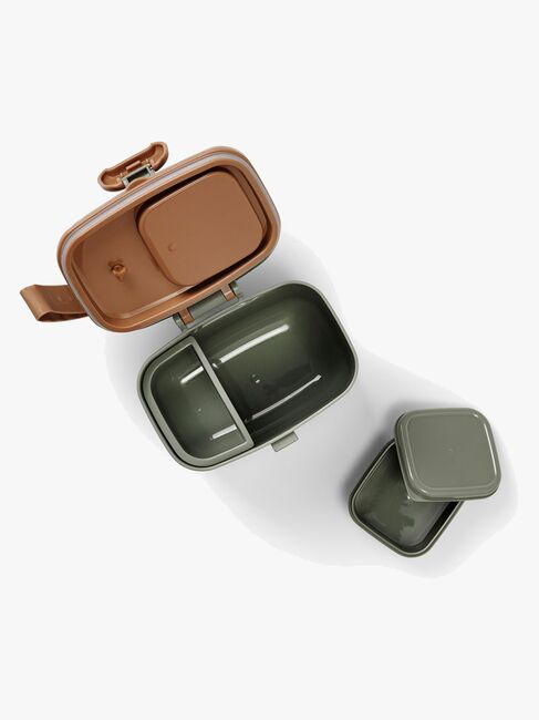 Elodie Brotdose, Chipmunk Darling