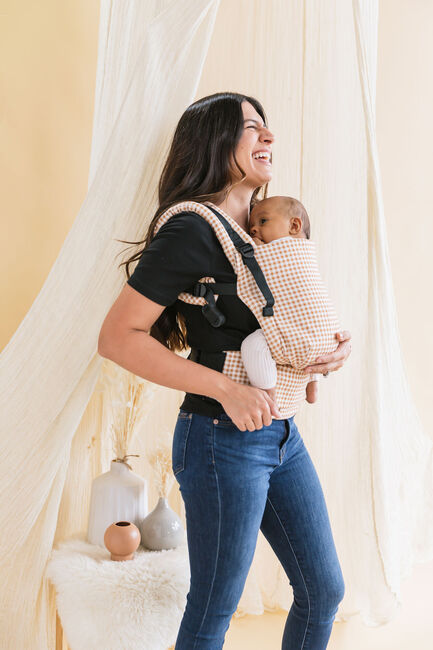 Tula Free-to-Grow Babytrage, Fawn Gingham