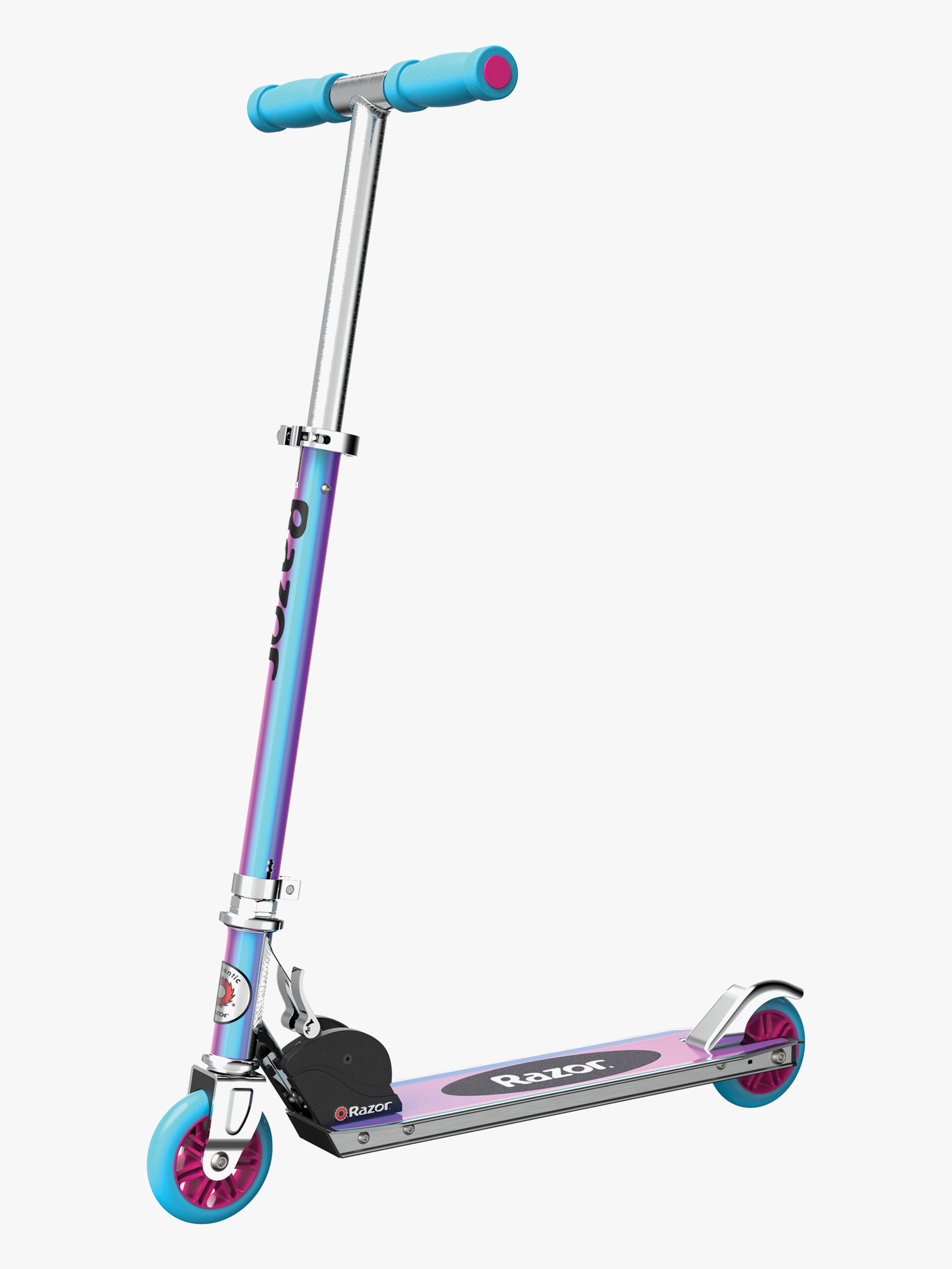 A Special Kick Tretroller Holografisch