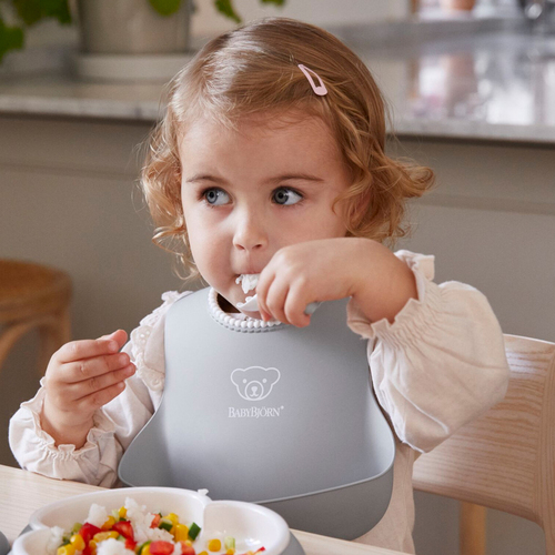 BabyBjörn Lätzchen 2er-Pack, Grau/Hellgrün