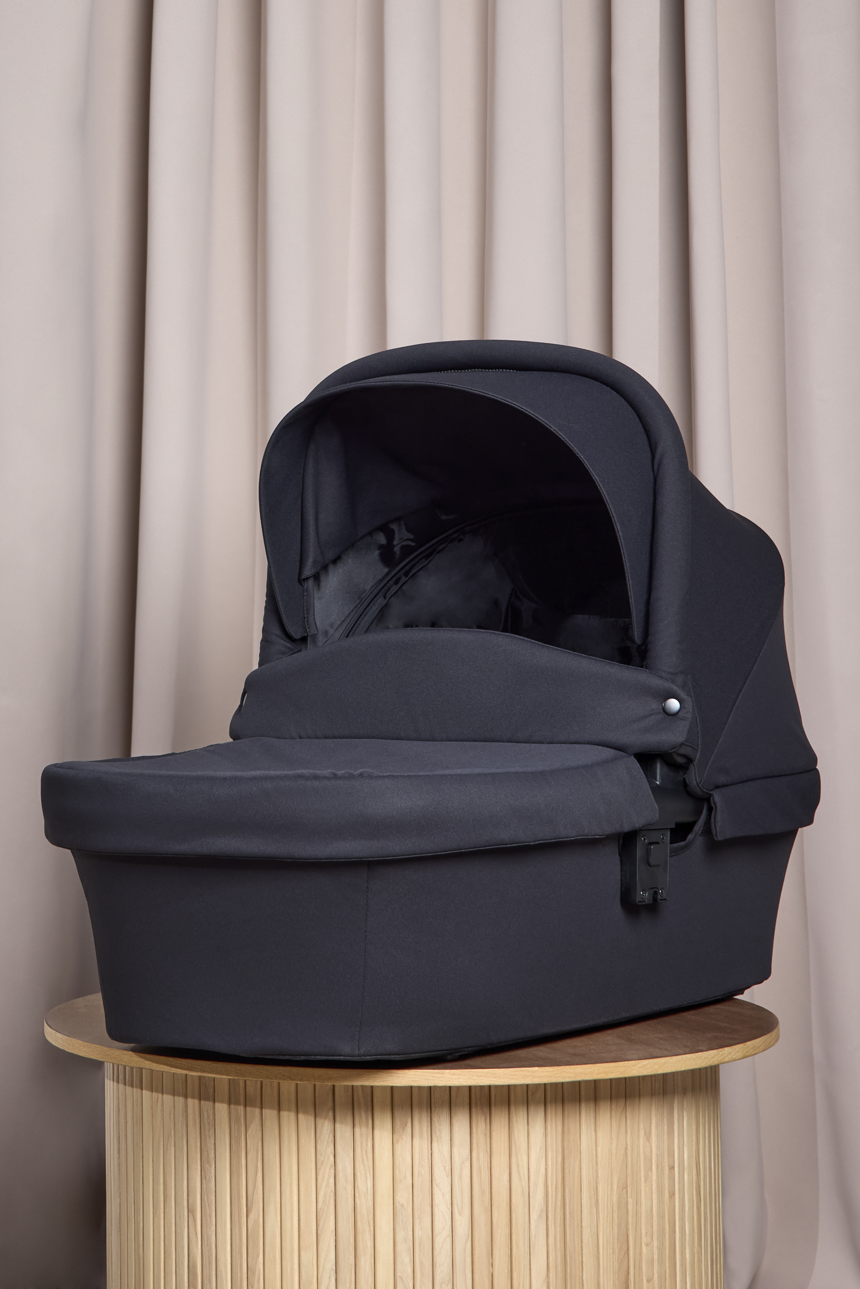 Beemoo Pro Twist Liegewanne, Coffee Black