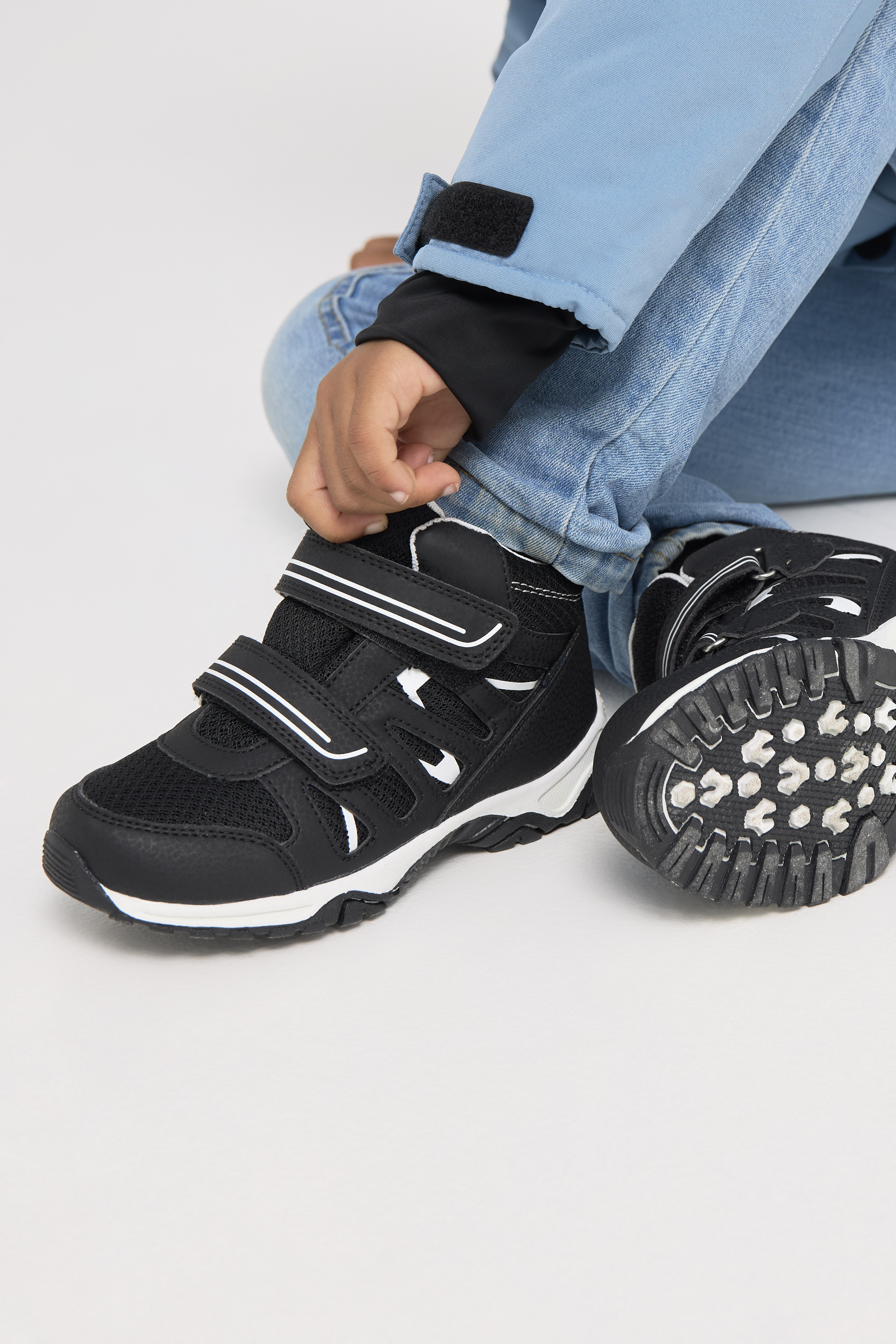 Nordbjørn Mercury Mid WP Fleecegefütterte Kinder Sneaker, Black/White, 27, Kinderschuhe