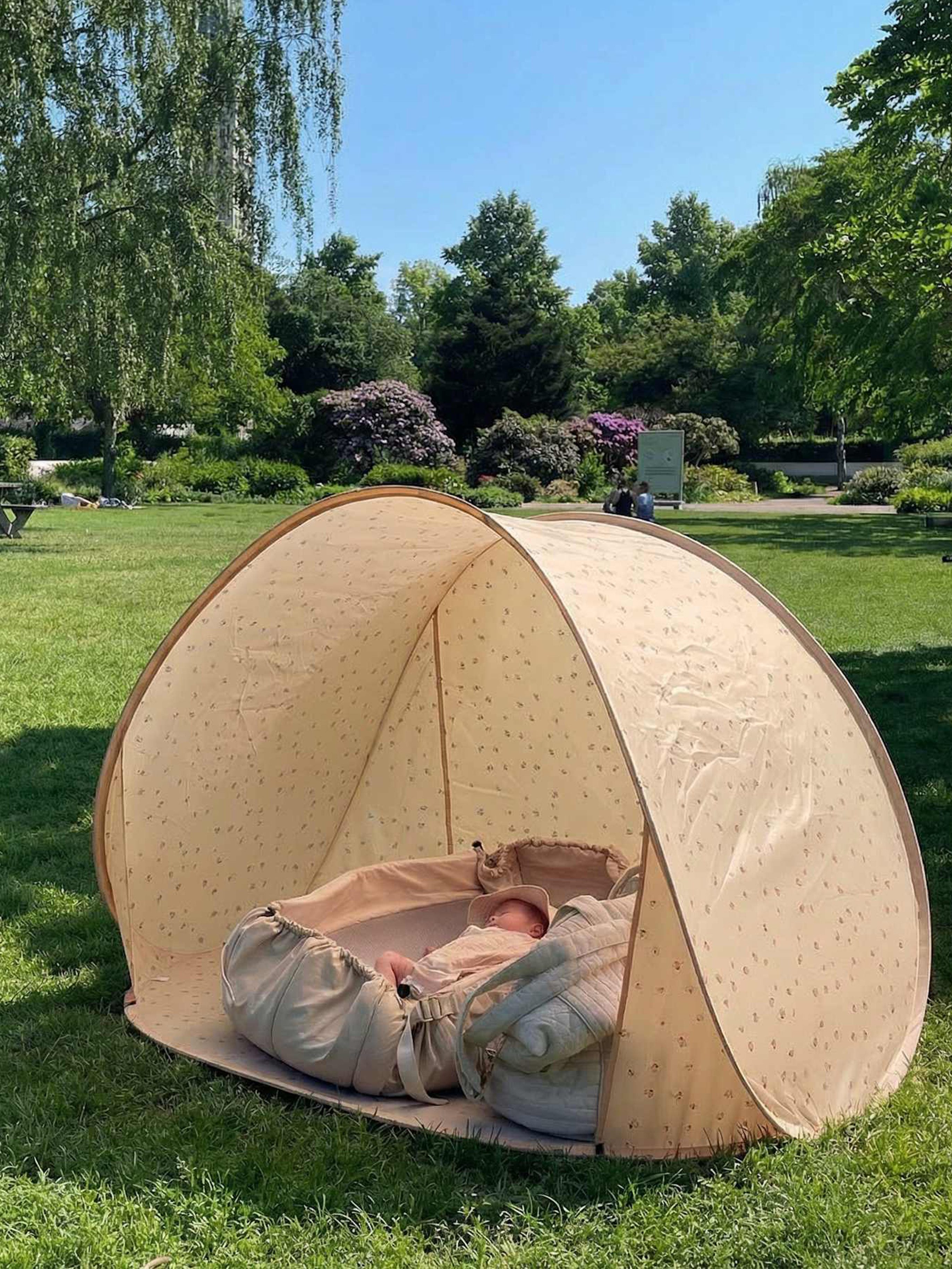 Vanilla Copenhagen Pop-Up UV-Schutzzelt Classic, Honeybee Happy