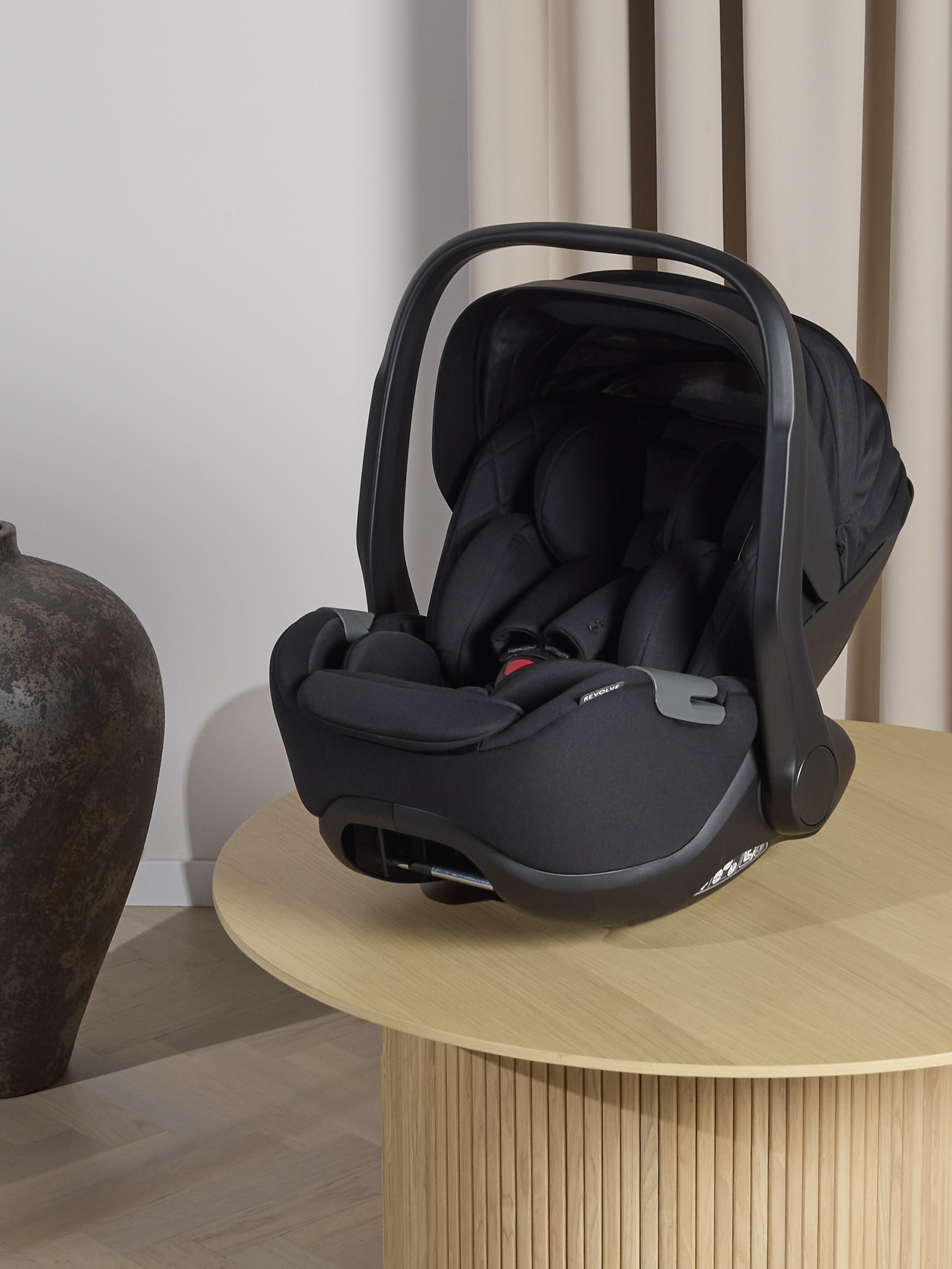 Beemoo Babyschale, Black Stone