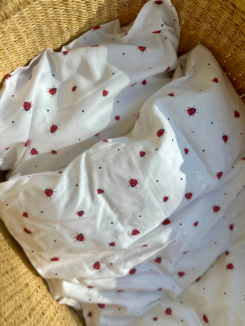 Vanilla Copenhagen Bettwäsche Baby 70x80 cm, Lady Lovebug