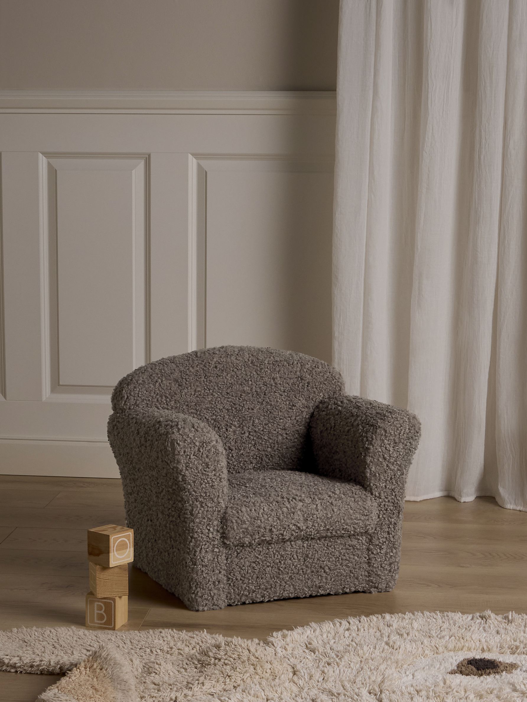 Alice &  Fox Puffin Sessel, Taupe Teddy, Kindersessel