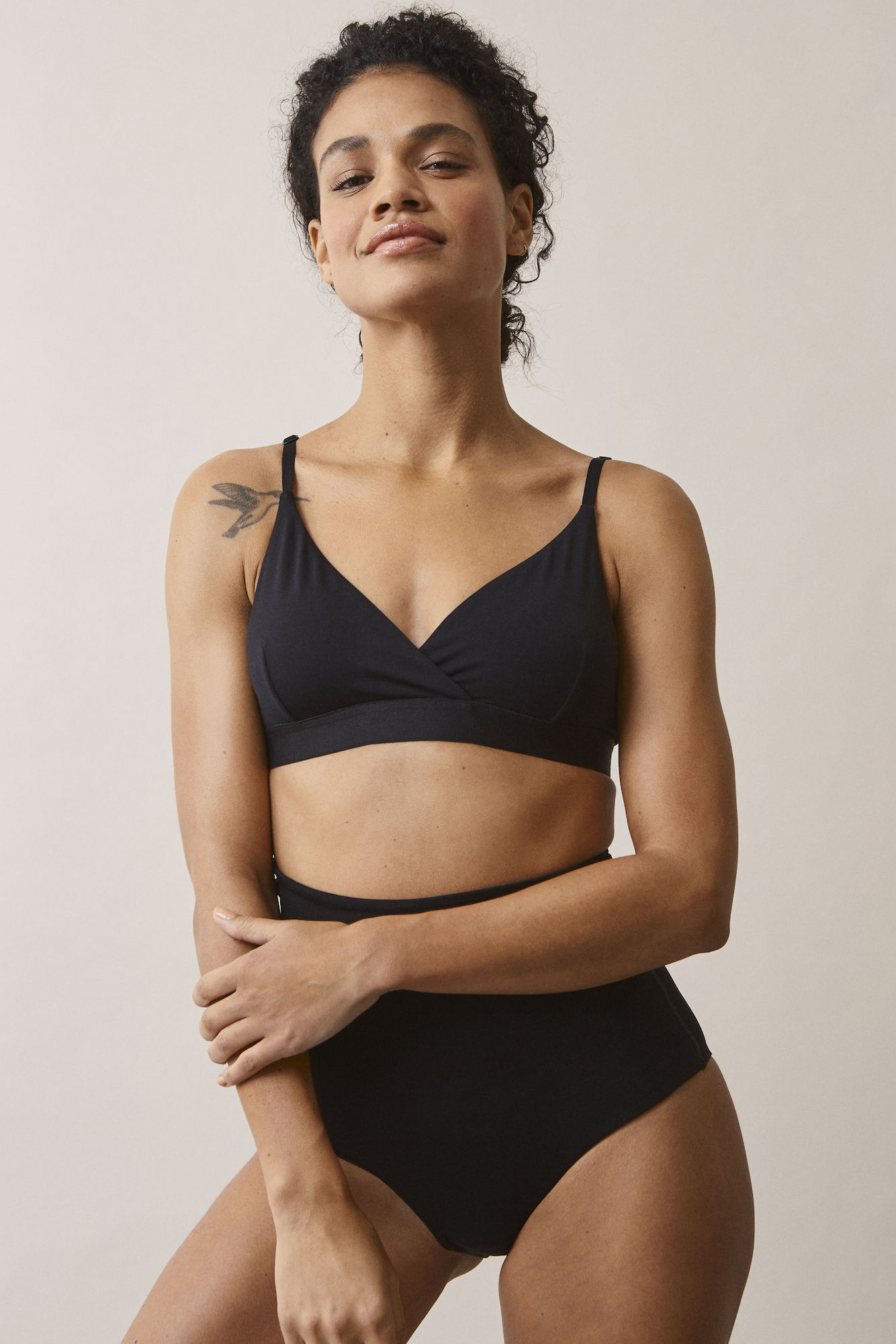 The Go-To Triangle-BH, Black, L