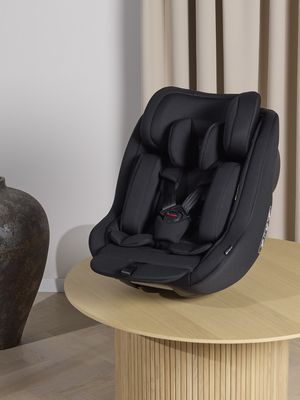 Beemoo Revolve i-Size Kindersitz, Black Stone