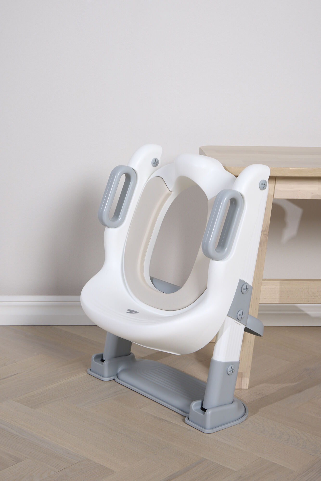 Beemoo CARE Assist Toilettensitz CARE mit Leiter, Grey/White