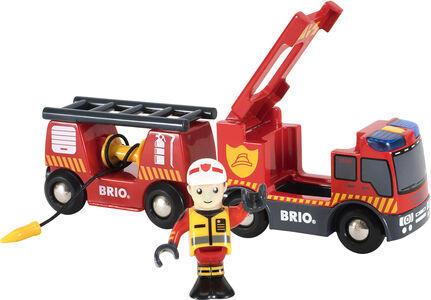 BRIO World 33811 Feuerwehr-Leiterfahrzeug mit Licht & Sound